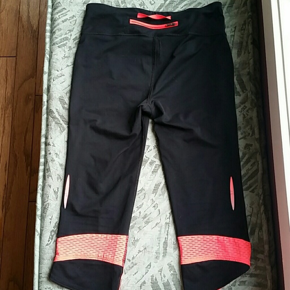 Under Armour Running Pants - Picture 4 of 5